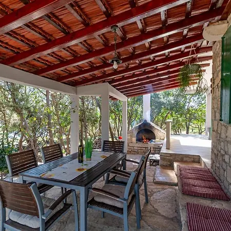 Mario Apartman Zavalatica