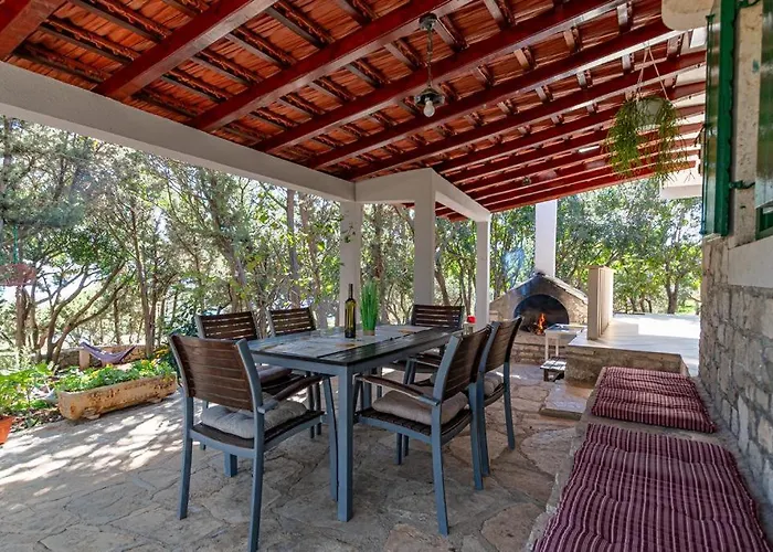 Apartment Mario Zavalatica